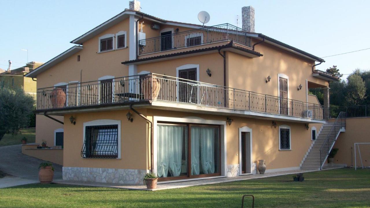 Il Giardino Degli Ulivi Bed and Breakfast Canneto  Exteriör bild