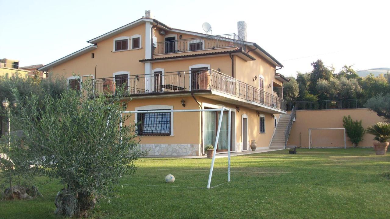 Il Giardino Degli Ulivi Bed and Breakfast Canneto  Exteriör bild