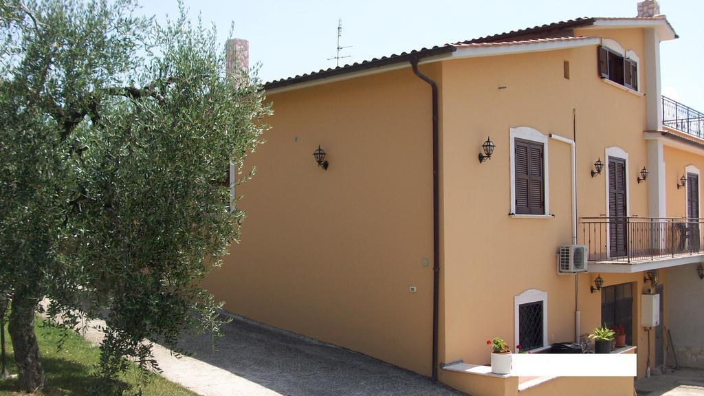 Il Giardino Degli Ulivi Bed and Breakfast Canneto  Exteriör bild